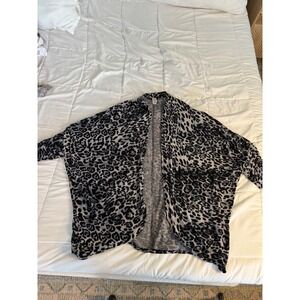 Crépas Leopard Print Open Front Cardigan Sweater Women Made in‎ USA Soft Knit